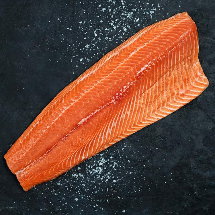 Fresh Sashimi Grade Salmon Fillet (Skinless)